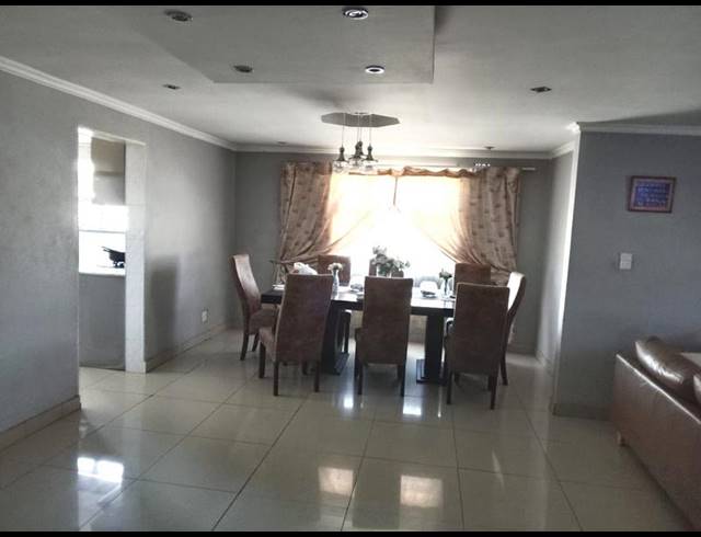 4 BEDROOM HOUSE FOR SALE IN HAMMERSDALE RURAL